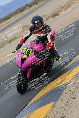 media/Jan-14-2023-SoCal Trackdays (Sat) [[497694156f]]/Turn 9 Inside (11am)/